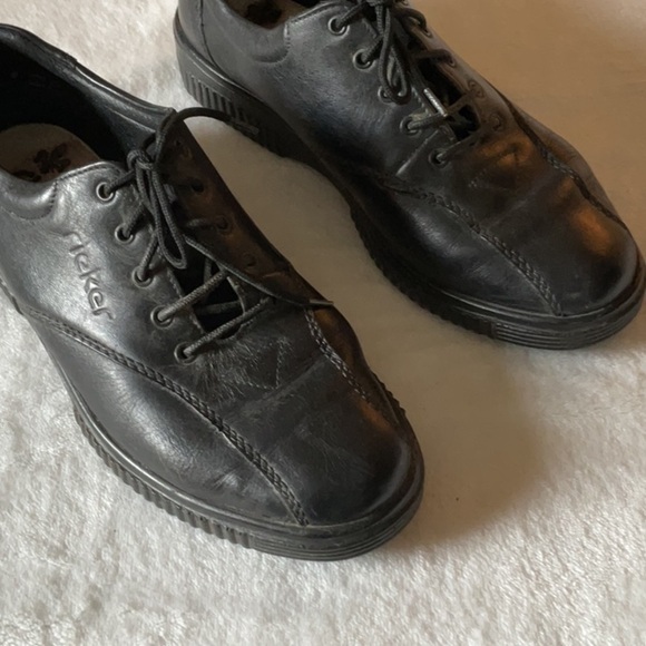 Rieker Black Oxfords Classic Leather Shoes - Picture 1 of 8